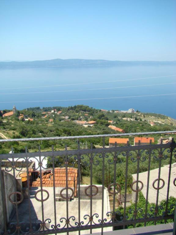 Holliday Home Alida With Jacuzzi Подгора Екстериор снимка